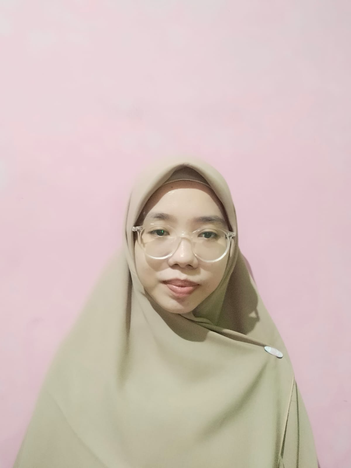 Foto Profil Hanis Inriyani, S.Farm.