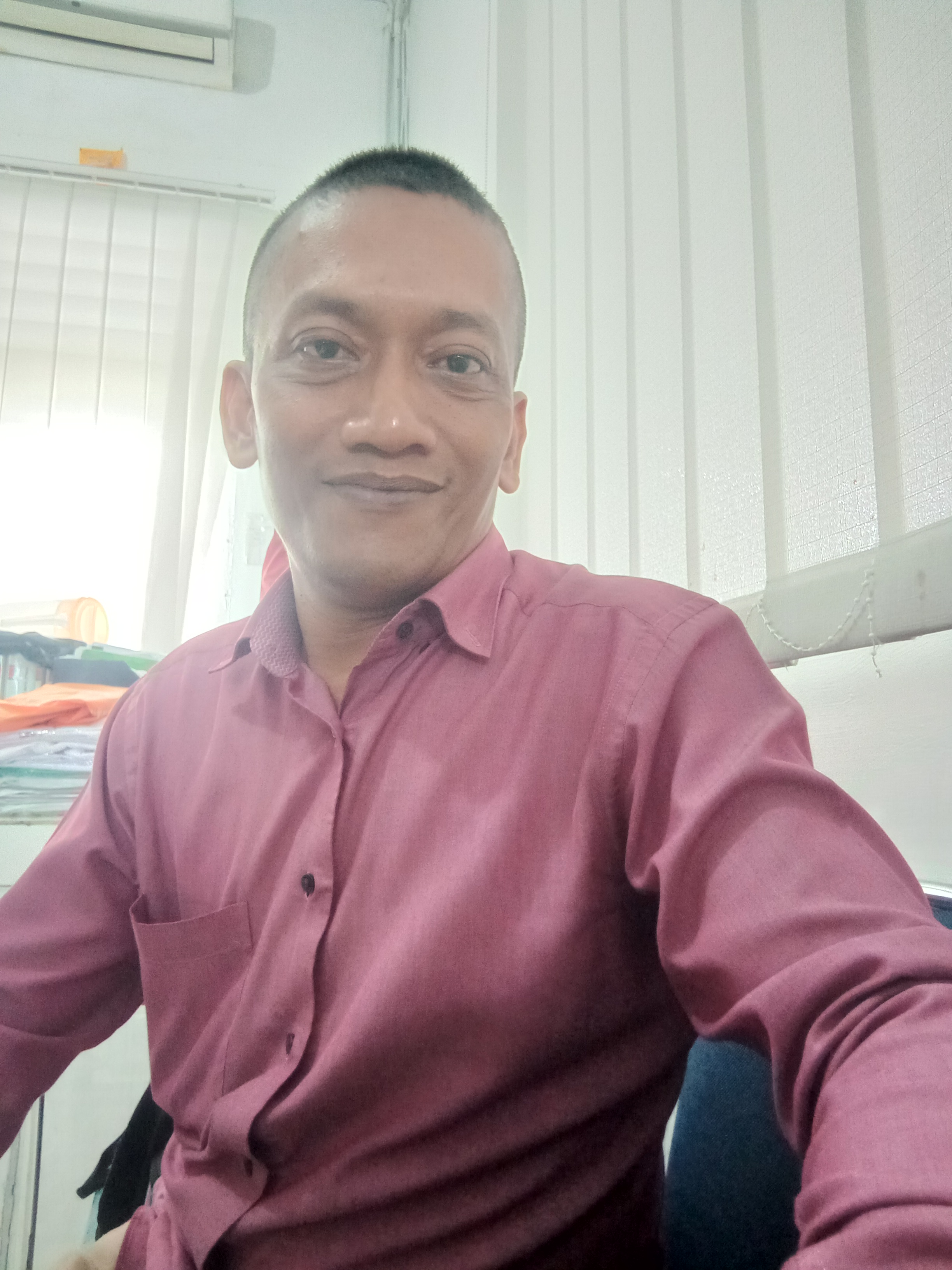 Foto Profil Tomi Zulhendra, SE